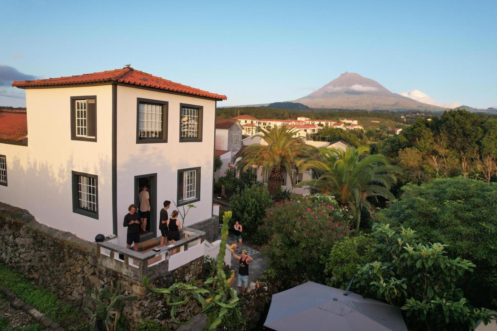 Loving Strangers Hostel Madalena  Exterior foto